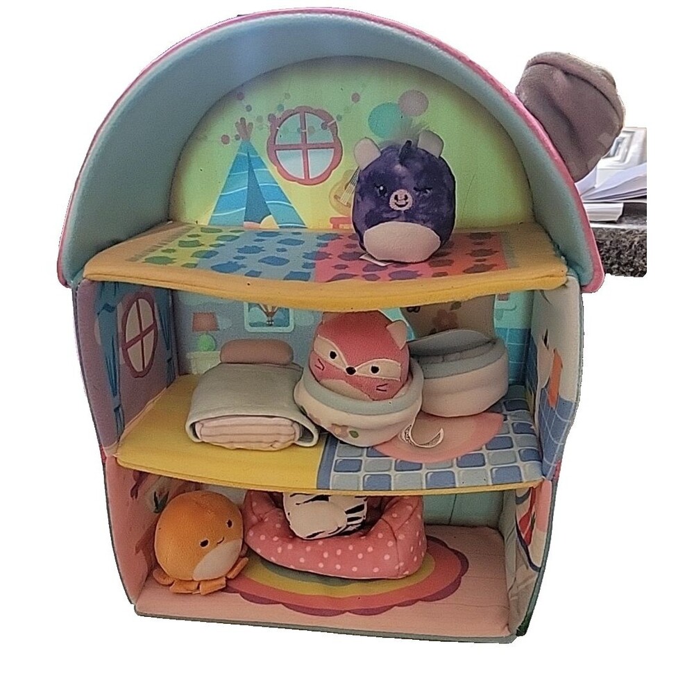 Squishville by Squishmallows Fifi’s‎ Cottage Townhouse Mini Plush Toys Couch